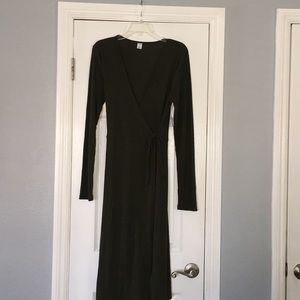 Old Navy fit and flare wrap around dress
